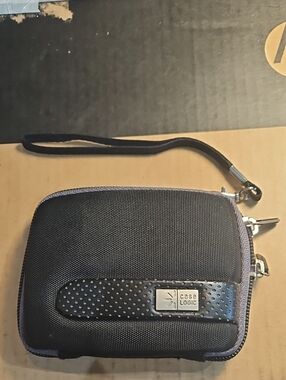 Black Compact Carry Case for Men